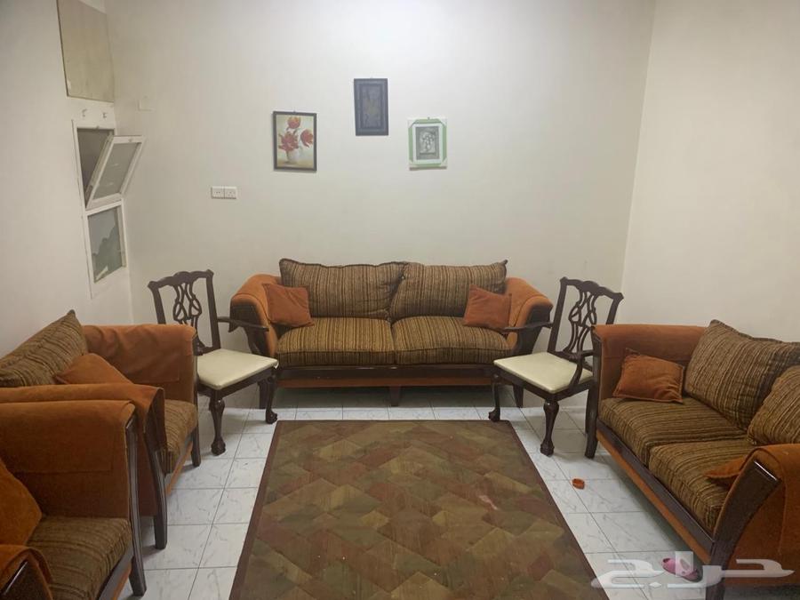 بس أثاث للبيع كله بحالة ممتازة64513151644802111