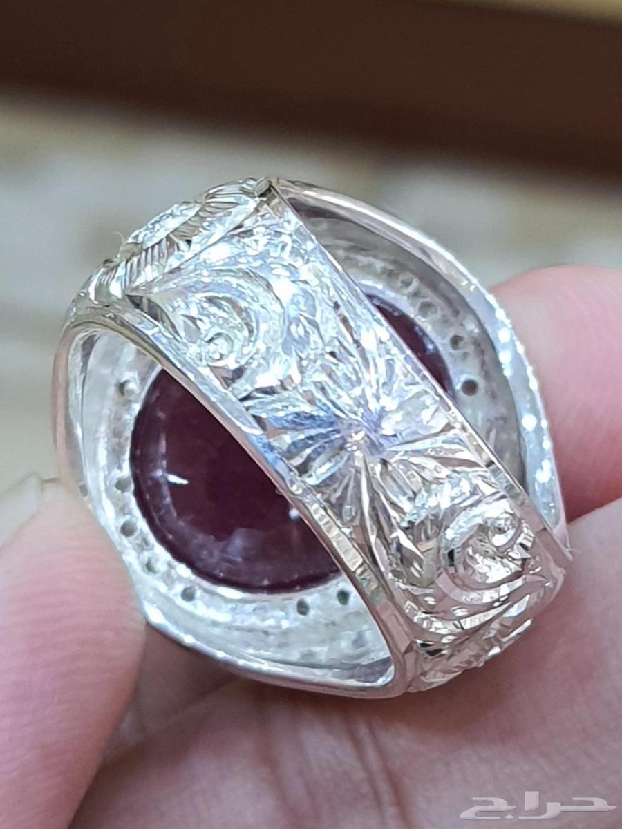 Ring with African Ruby64515416872322113