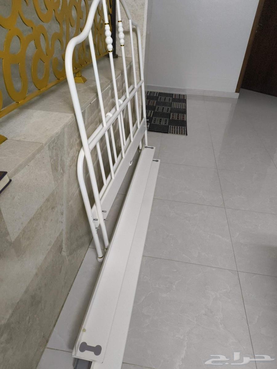 للبيع سرير ايكيا جديد نفر ونص وواسععع64517234371585111