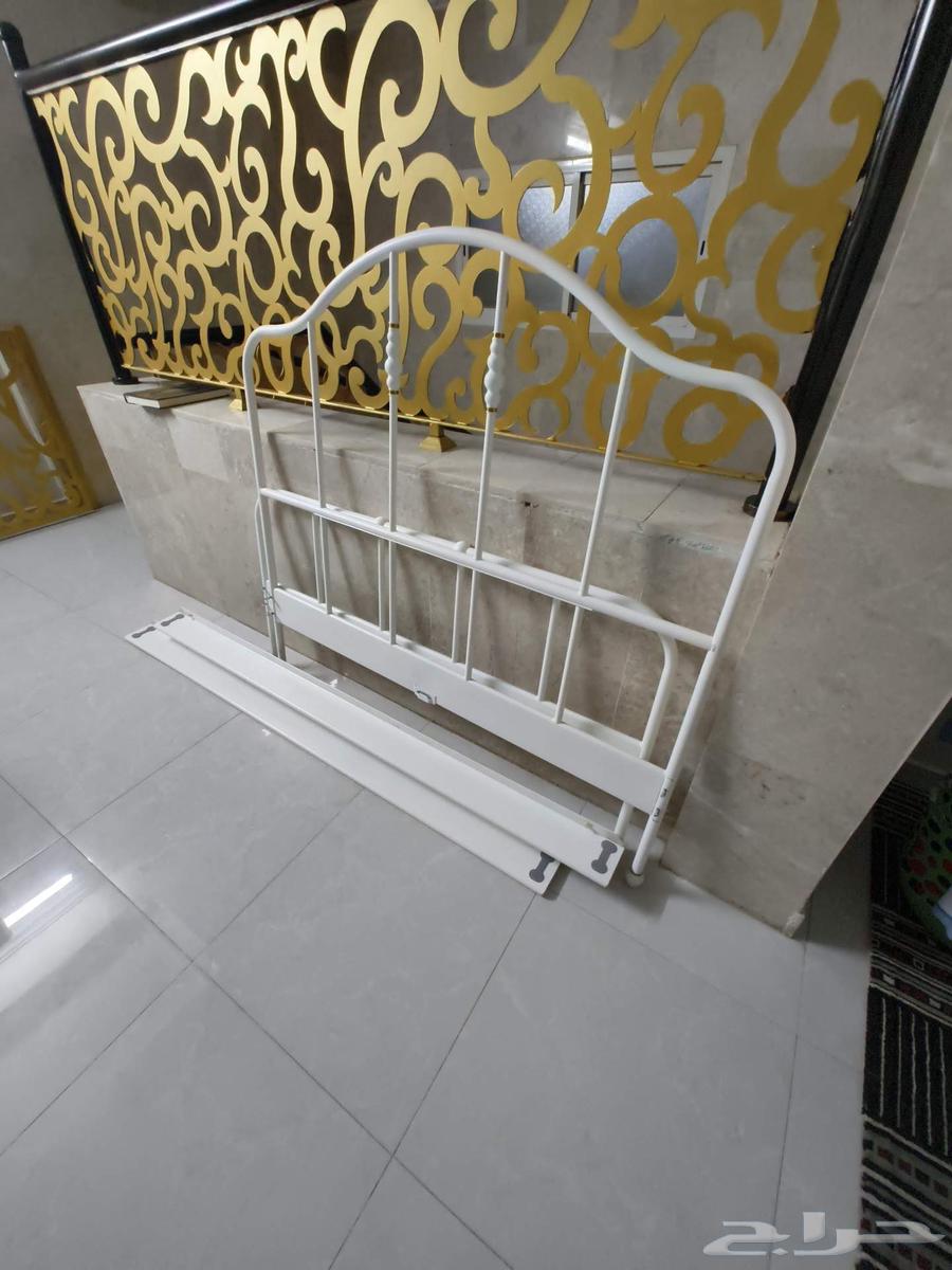 للبيع سرير ايكيا جديد نفر ونص وواسععع64517234371585110