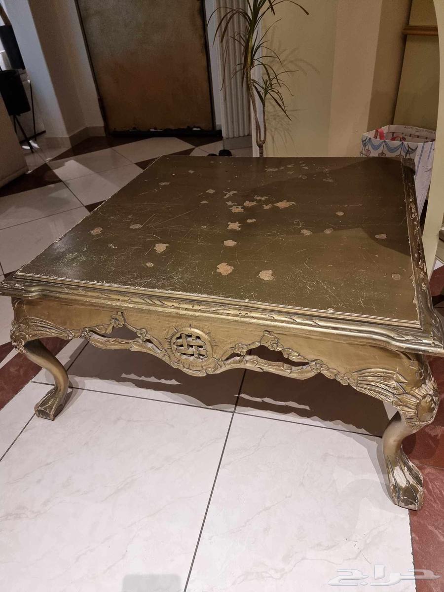 طاولات مستعمله للبيع64514141574914110