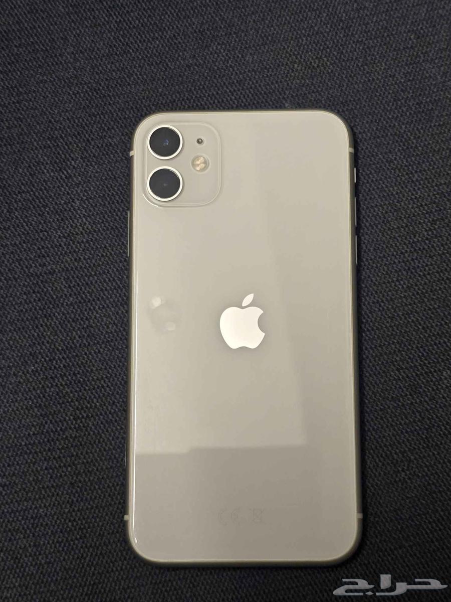 iPhone 11 who wants to exchange it for a clean 1364512566732673111