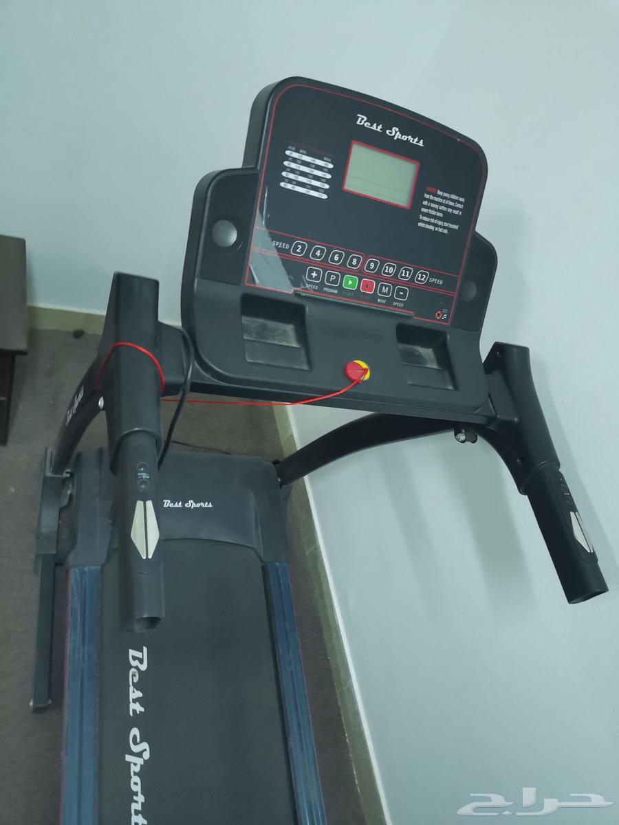 Dining table, electric treadmill, and soda juice maker64516757902594114