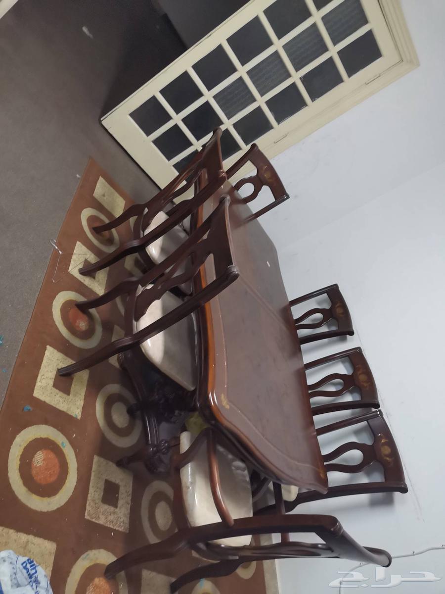 Dining table, electric treadmill, and soda juice maker64516757902594113