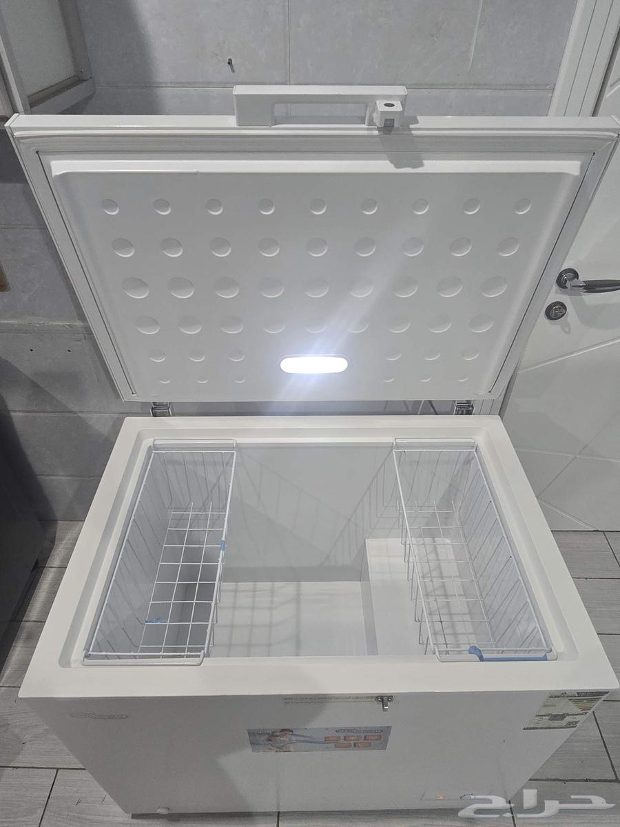 Semi-new freezer, lightly used, excellent cooling, contact via WhatsApp64512106723329111