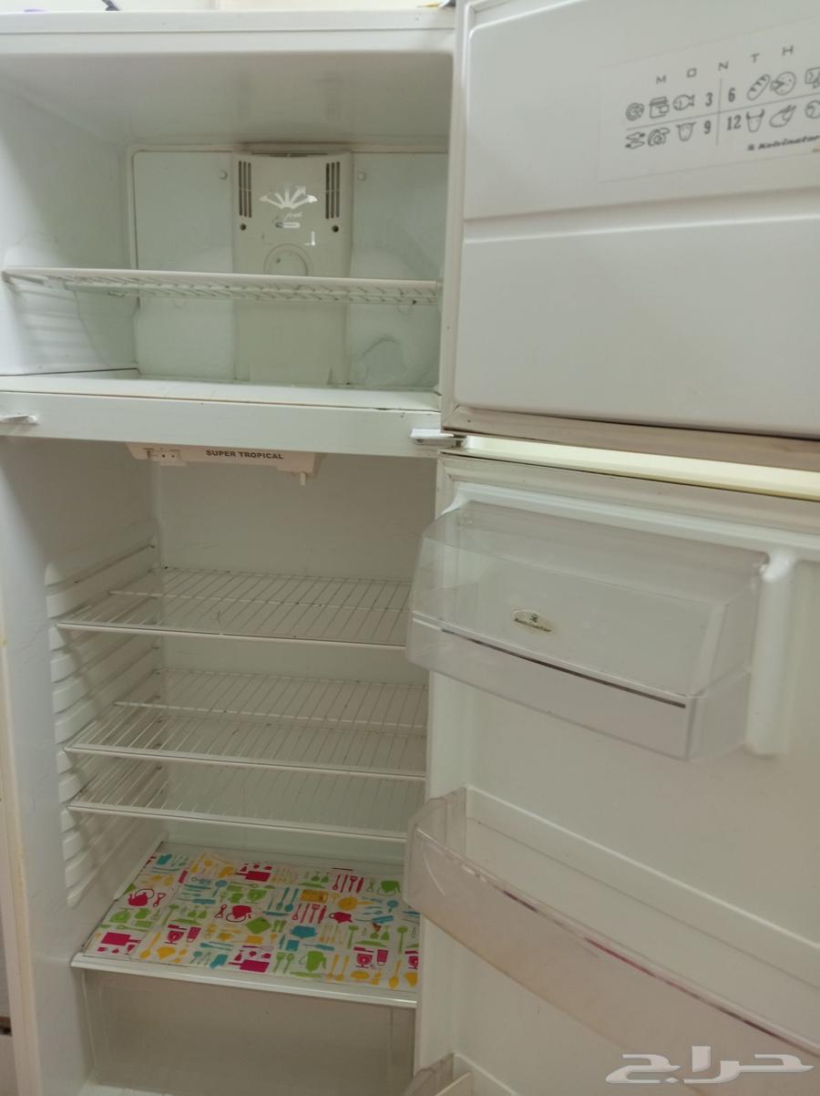 ثلاجه للبيع المستعجل64511325502851112