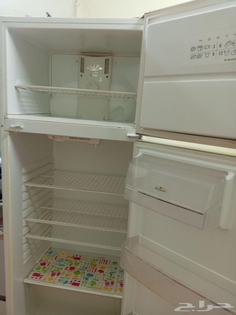 ثلاجه للبيع المستعجل64511325502851113
