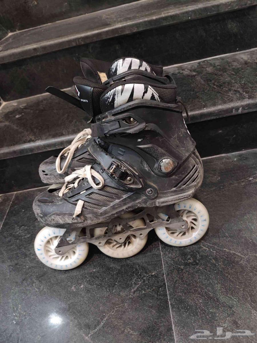 Slim skateboard for sale with colorful blue wheels from front and back and half-colored64516114097795110