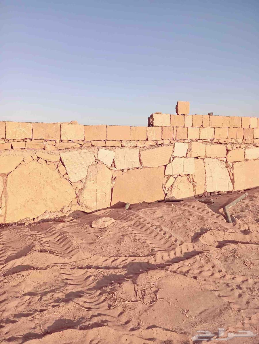 نقوم بعمل في الحجر الطبعي وفي التراث وقسم خاص الشبوك وتوريد64614110747905112