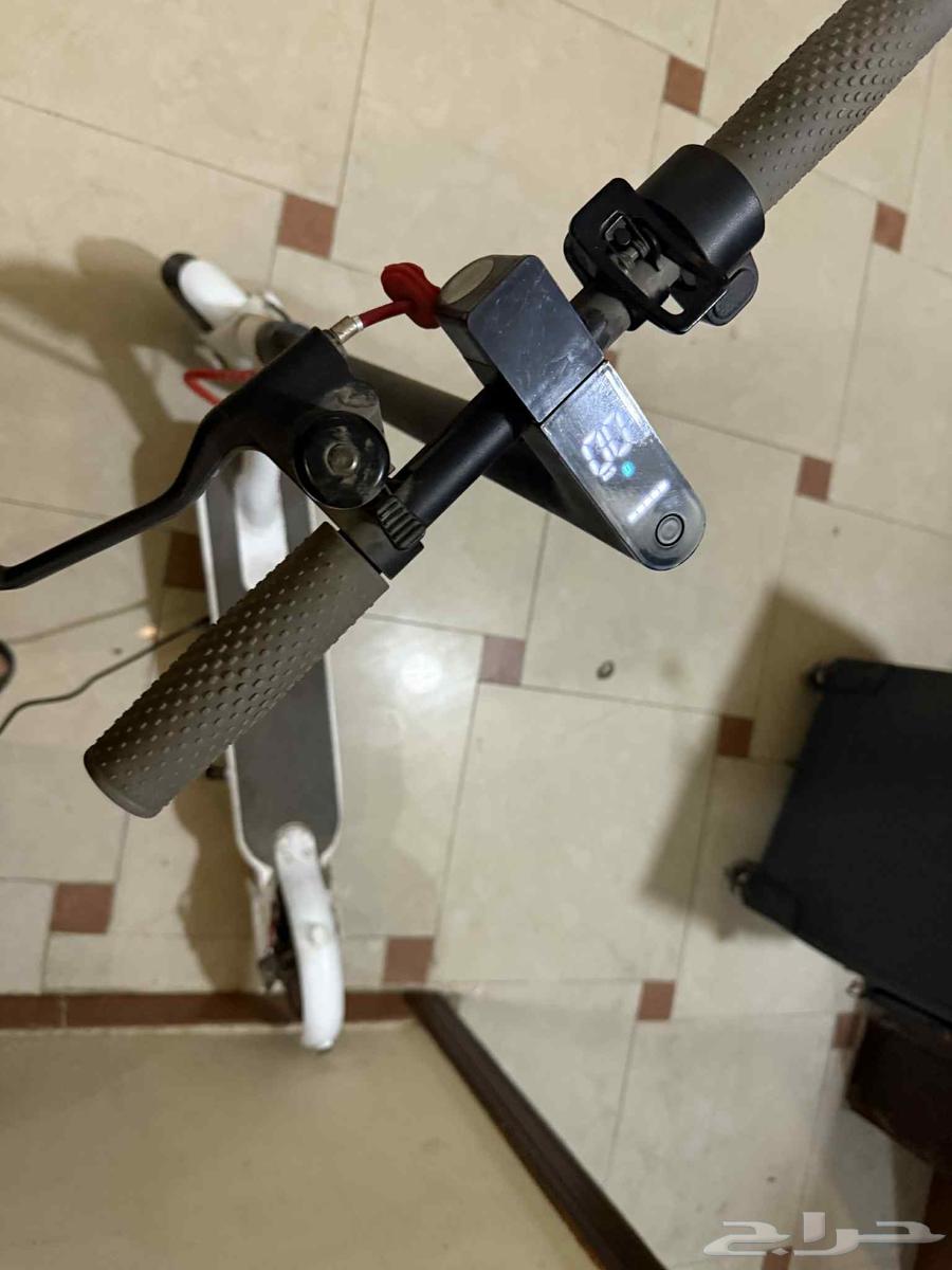 Electric scooter used for a month64517547451009112