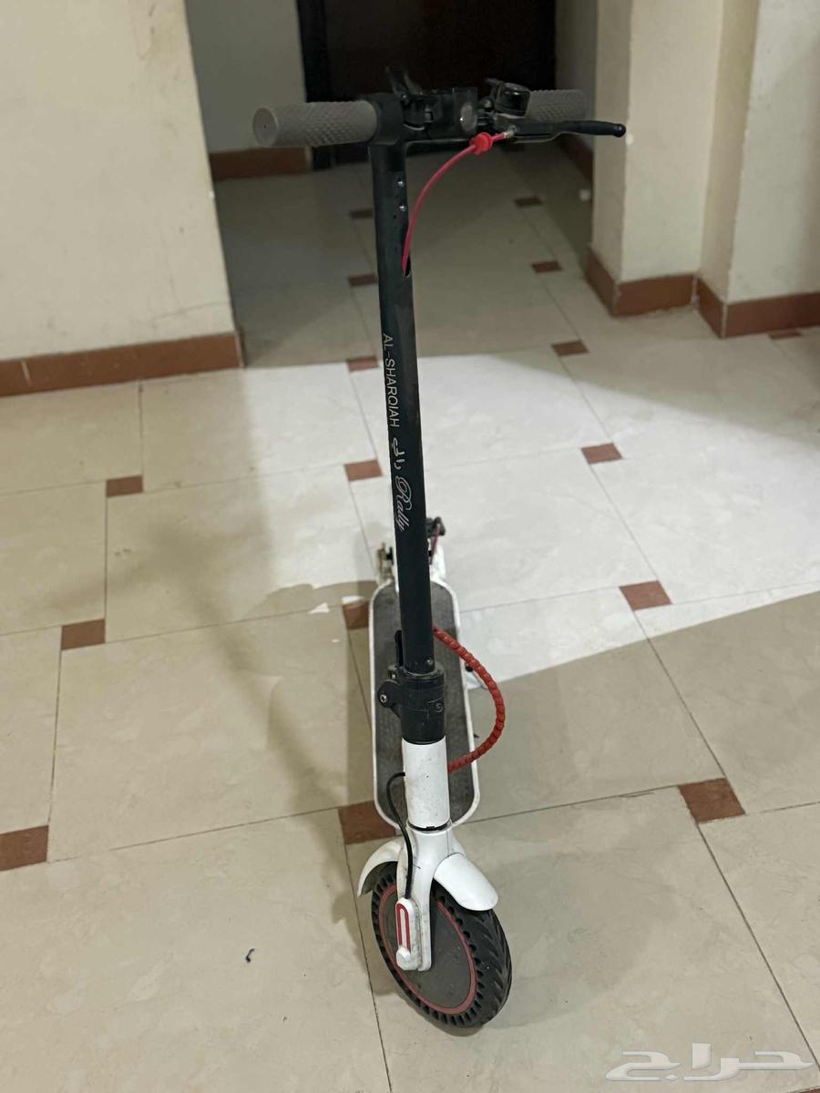 Electric scooter used for a month64517547451009110