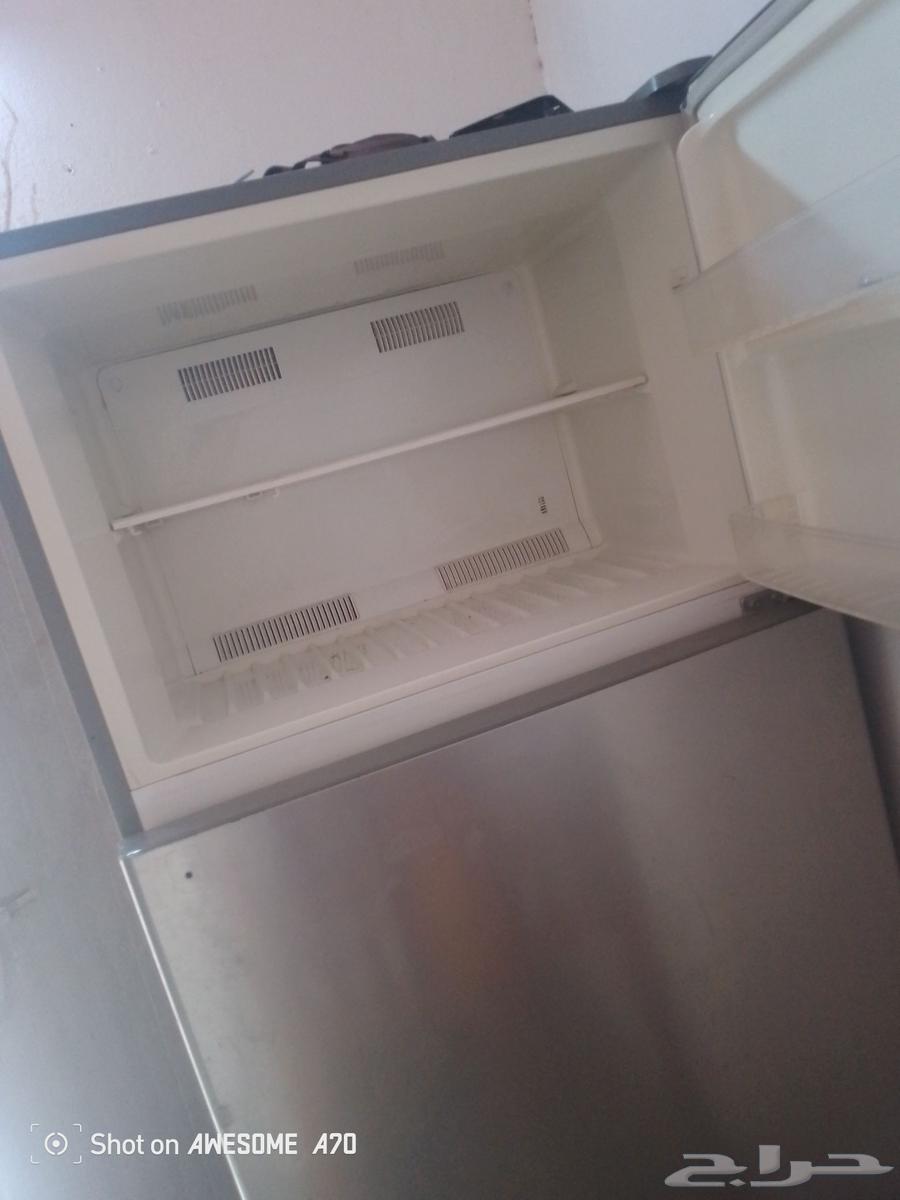 Clean used refrigerator64512637009283112