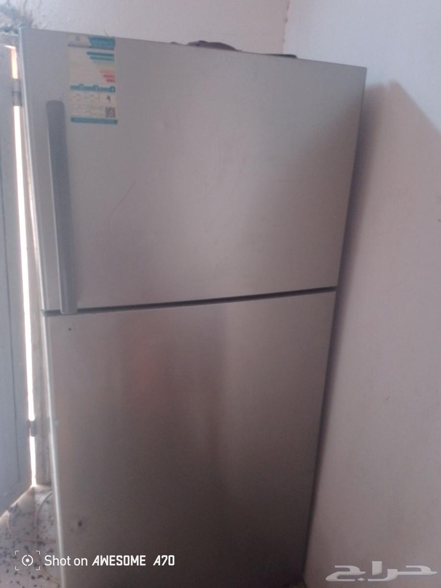 Clean used refrigerator64512637009283111