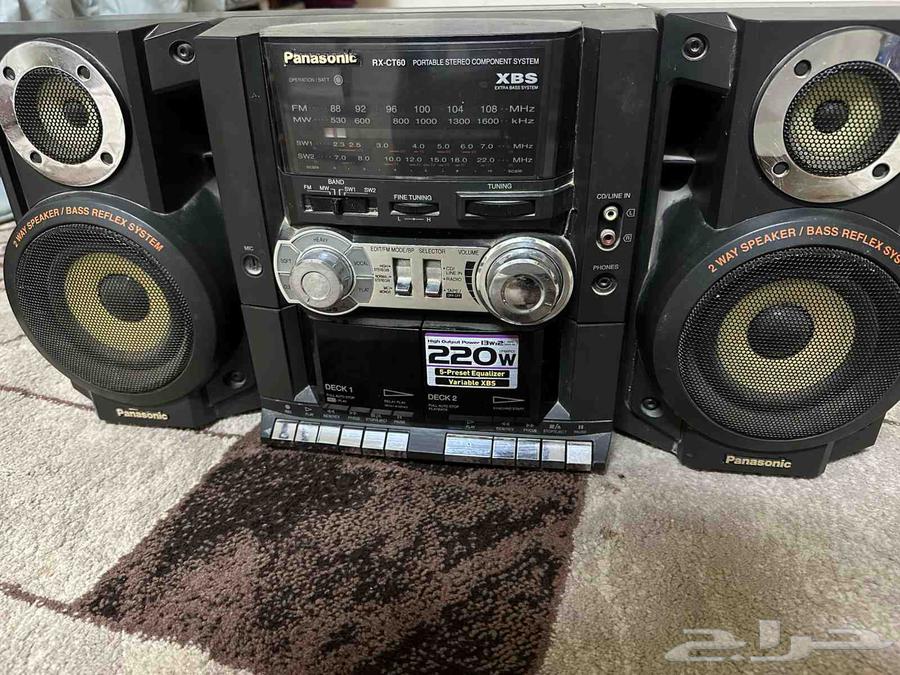 Old Panasonic cassette player for sale, supports battery operation and is functional64515500805250110