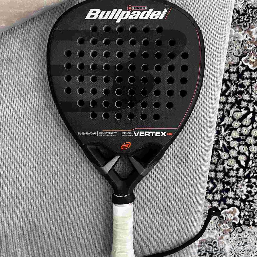 مضرب بول بادل 202464518874264833111