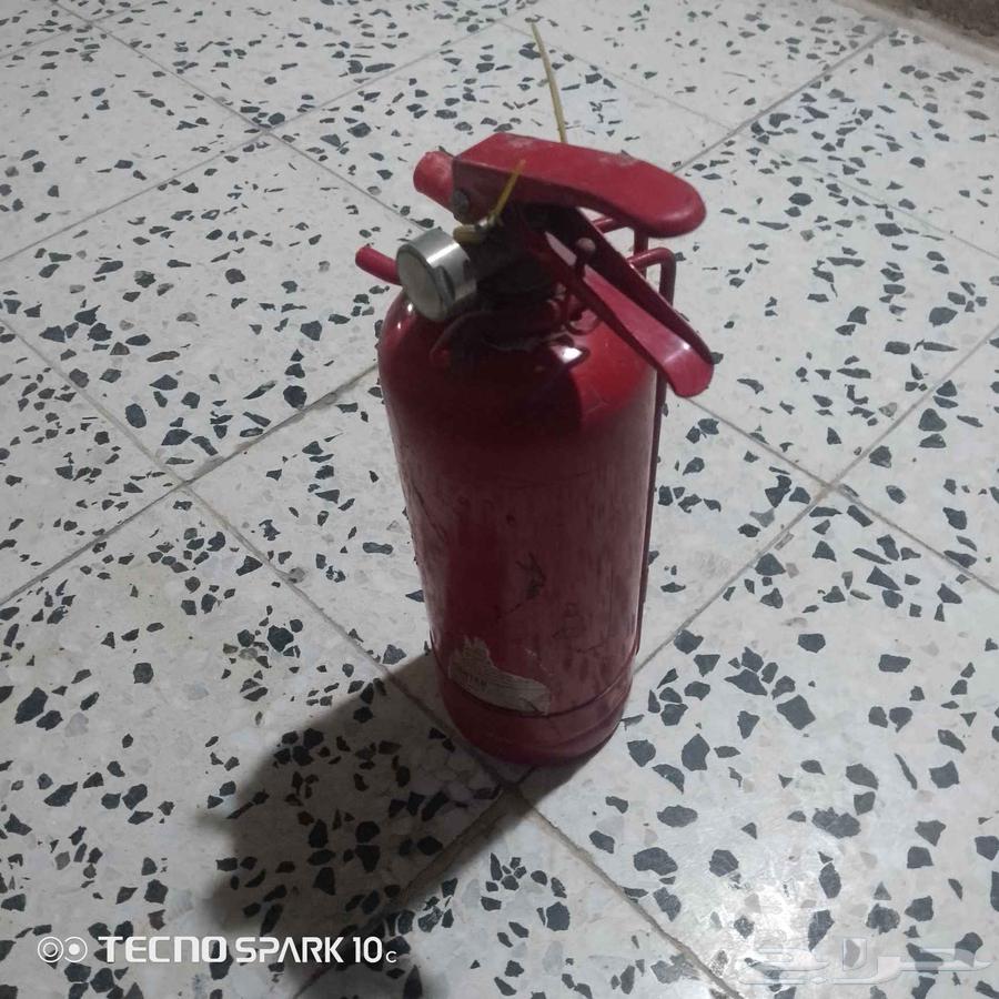 New fire extinguisher, never used, condition is very clean64513990161922111