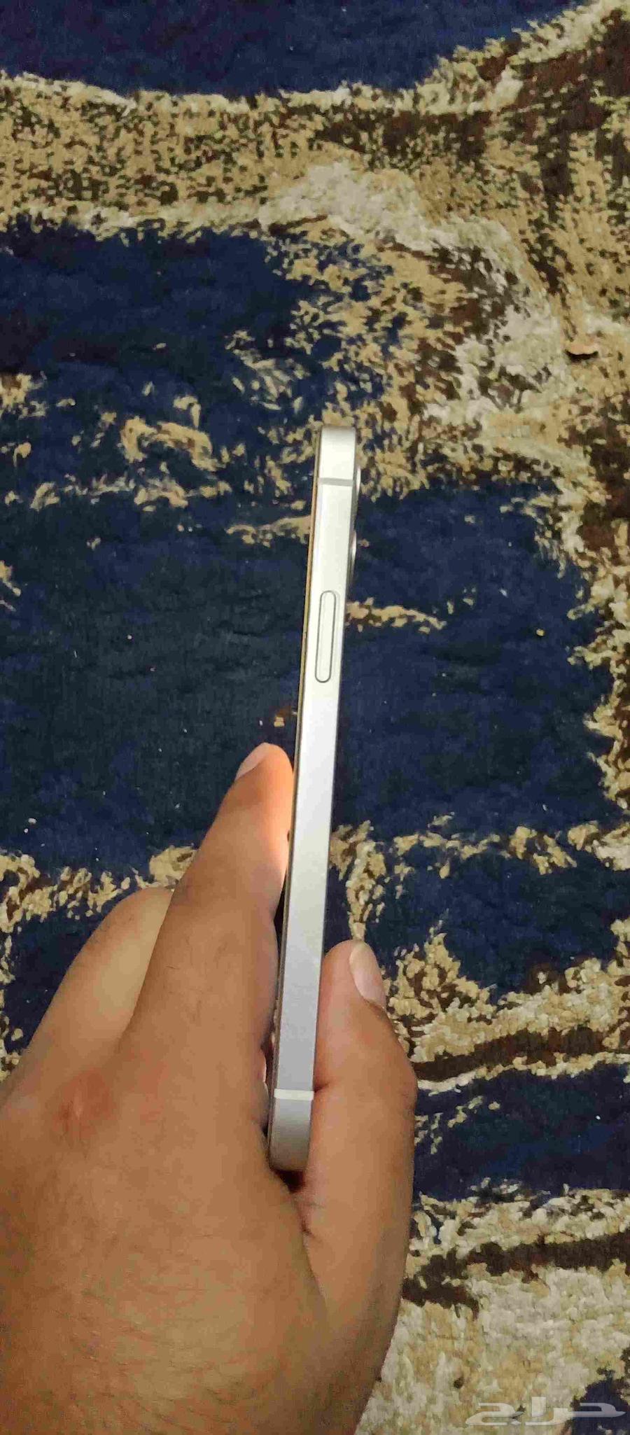 ايفون 12 نظيف64513135417602111