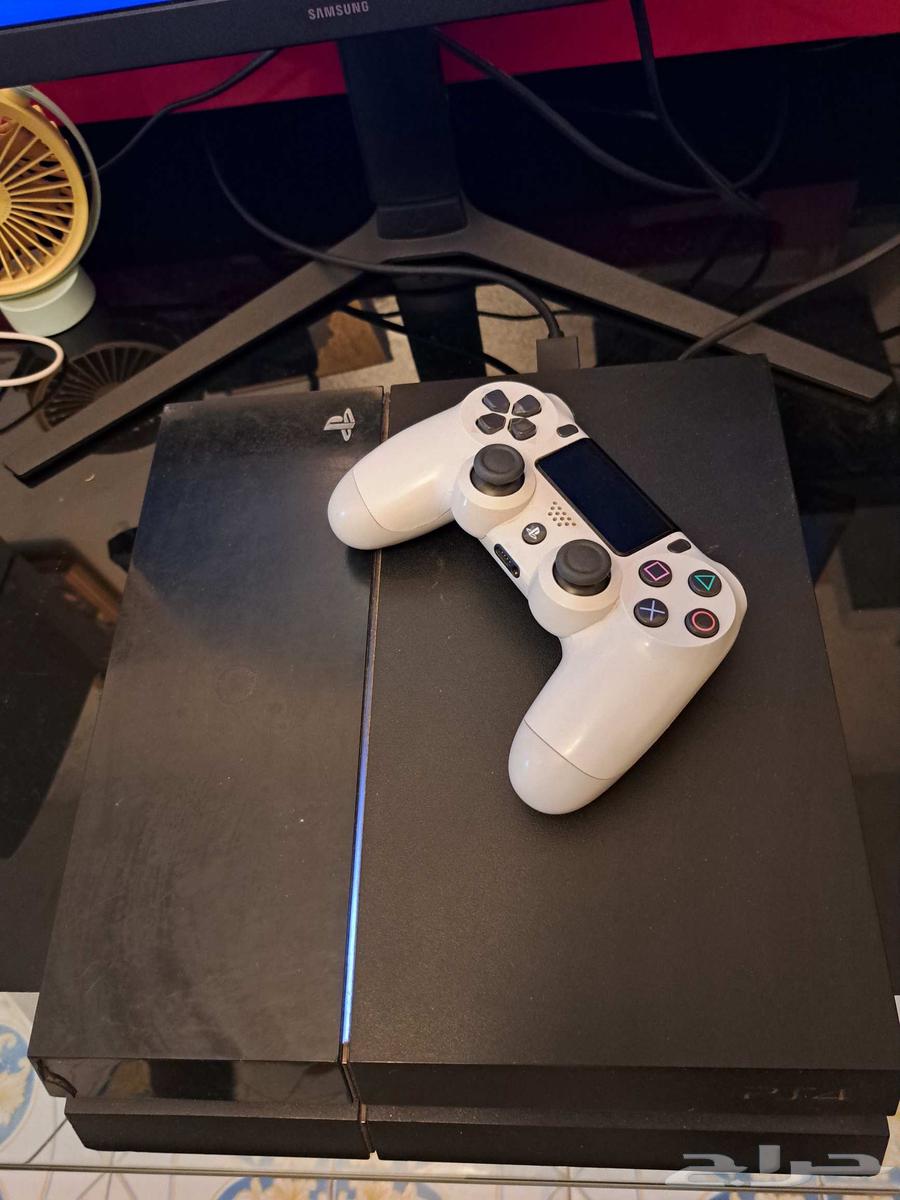 بلايستيشن 4 (سوني 4) عادي مستعمل نظيف   الحالة  نظيف جد64516819463298112