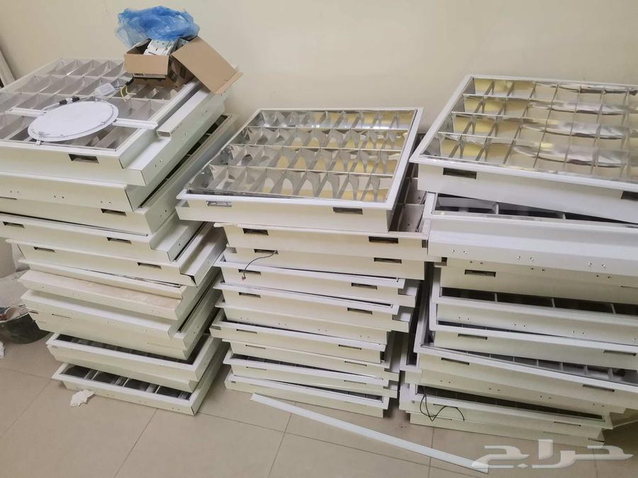 لمبات سقف للبيع عدد 35 حاله ممتازه تواصل واتساب64512399767938110