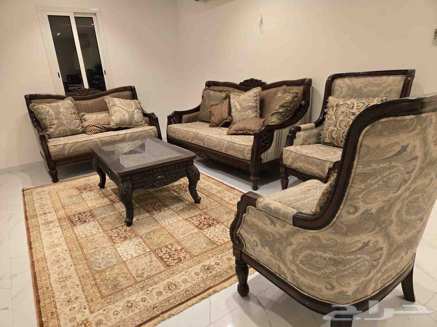 طقمين كنب امريكي نظيف جدا وبمناسبة اليوم الوطني السعر اصبح 264517048691330110