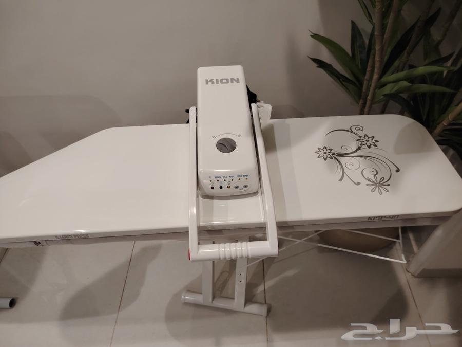 New clothes steam iron, used only once64518367550082110