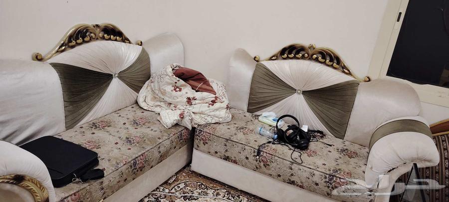 كنب مستعمل للبيع 13 متر للبيع   ابو عمر64511451059585111