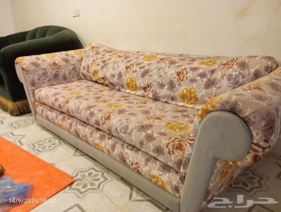 Comfortable sofa64517290564481110