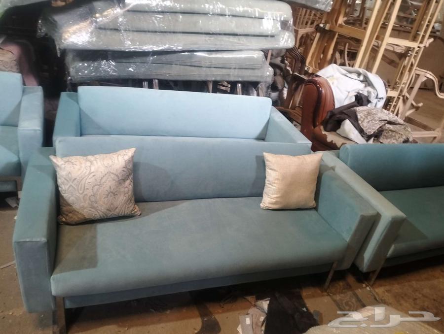 Upholstery of sofas and seating areas, fabric replacement, bed detailing, and fabric change64381301237121114
