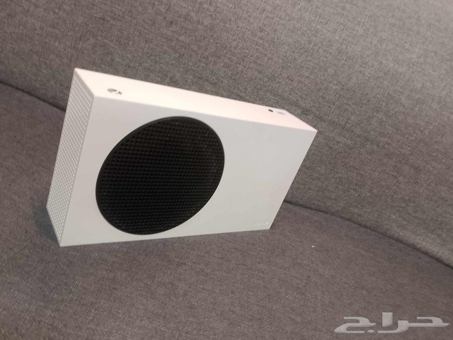 Xbox Series S brother's new one64516030801667113