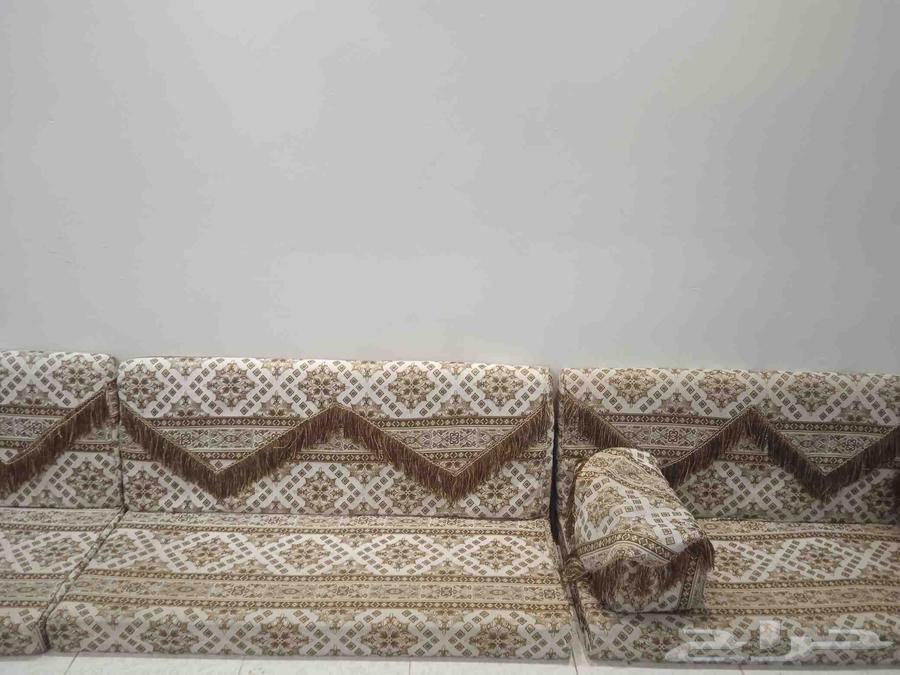 كنب للبيع مستعجل نضيف والي يبي مقطع فيديو واتساب64514444593411112