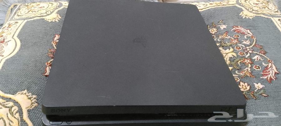 سوني 4 نظيف جدا مع ملحقاته وحساباته64515179073667111