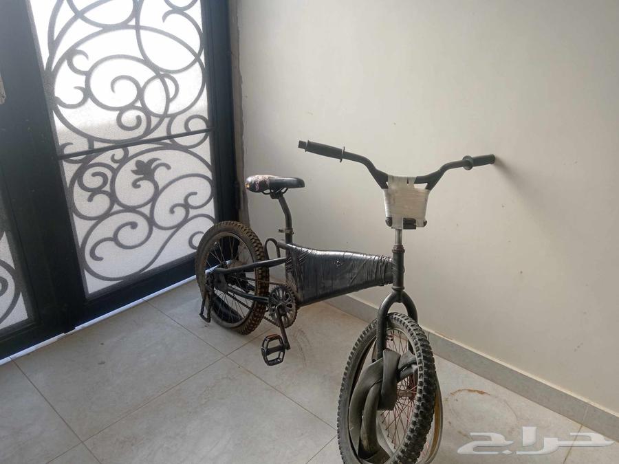 Skill Cooper black, but needs a stem, used for less than a month64515053182338111