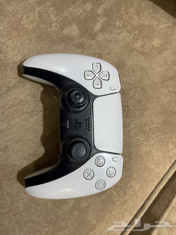 للبيع يد سوني وسماعه واشرطة فيفا بسعر مناسب64517347985027110