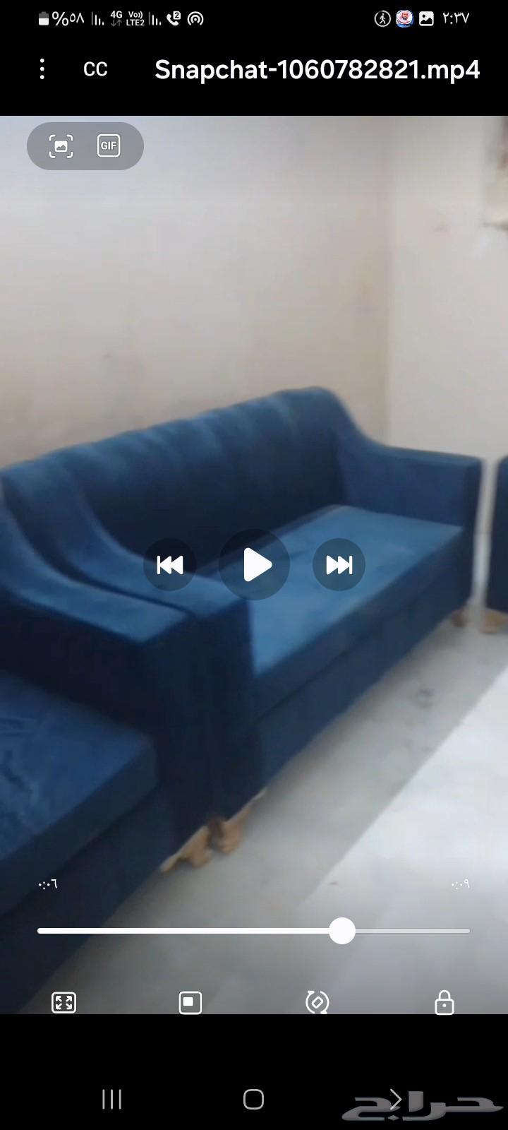 The sofa is new, I want 500 for it64518278540931113