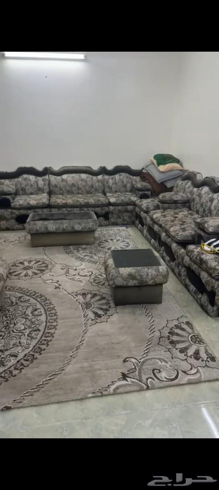 Used 7-piece sofa set with tables, complete set for contact64513700910721112