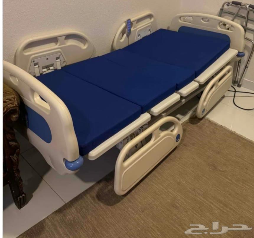 سرير طبي كهربائي64514017327873111