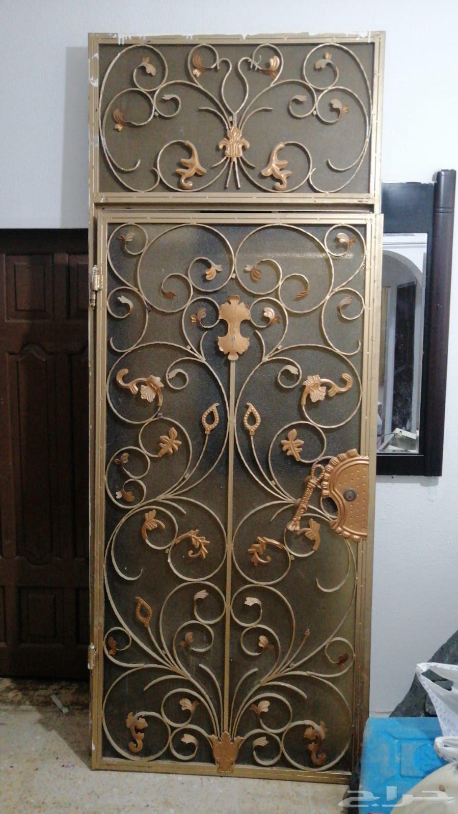 باب حديد نظيف64511241532802110