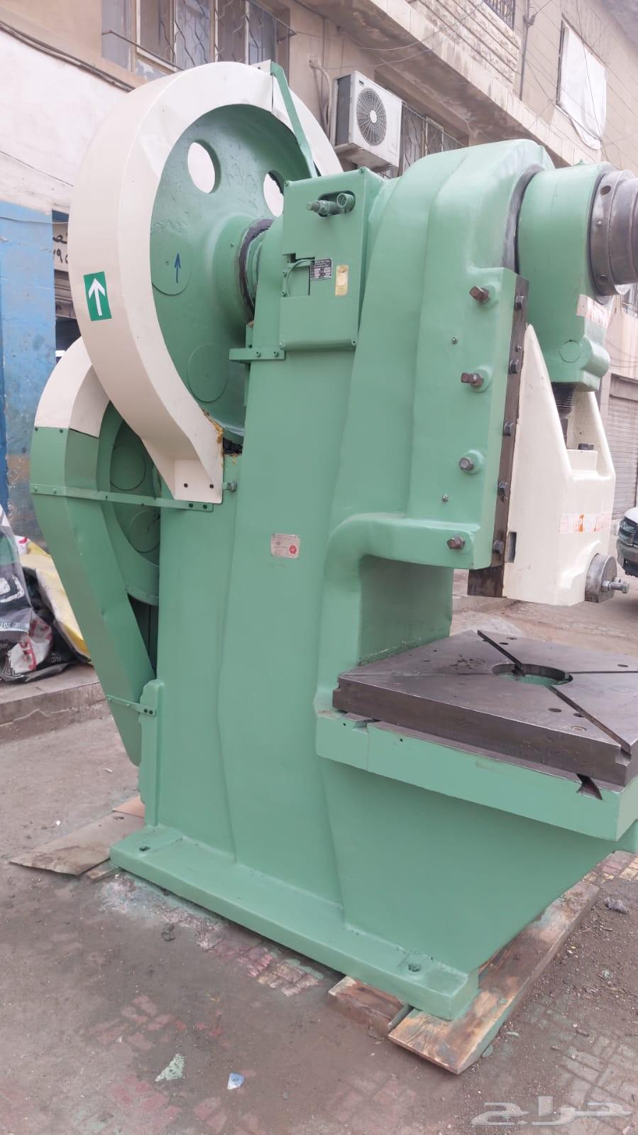 مكبس سنتريك مكابس سنتريك مستورد 130 طن64510831583618114