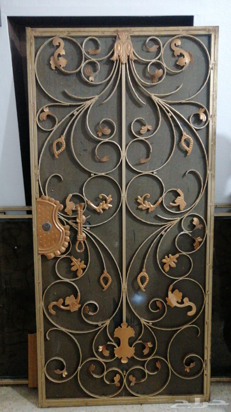 باب حديد نظيف64511241532802112