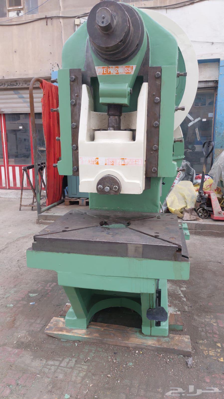 مكبس سنتريك مكابس سنتريك مستورد 130 طن64510831583618110