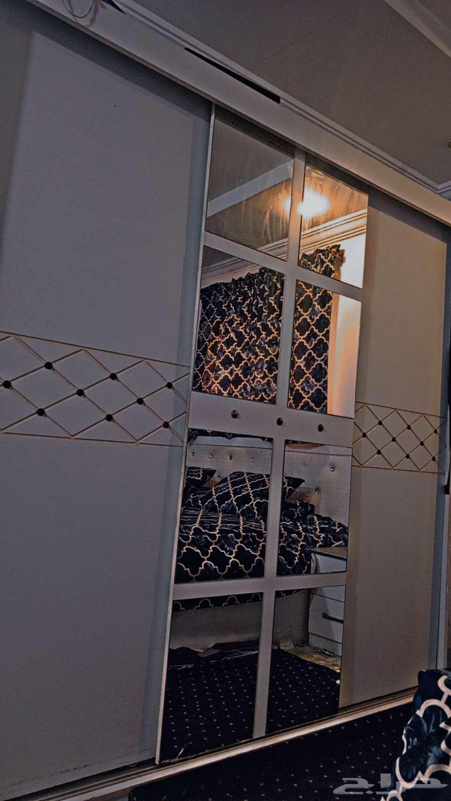 غرقة النوم كاملة فاخرة للبيع بس 70064514568799490113