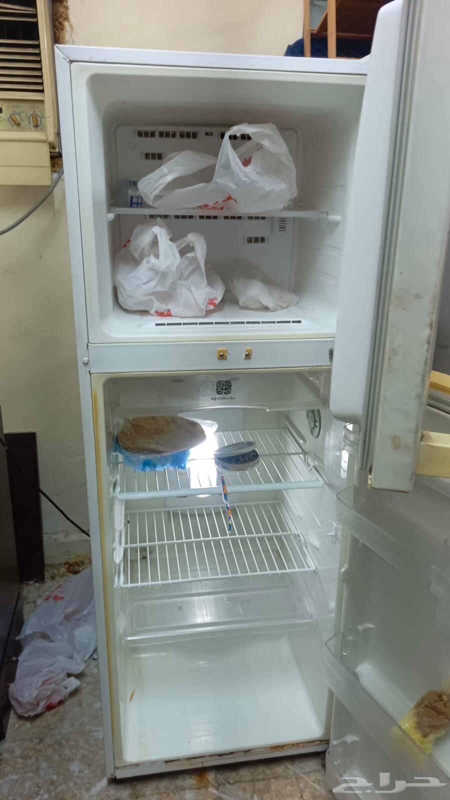Available refrigerator in good condition with no defects, 4-burner stove, and Toshiba washing machine64512608900227113