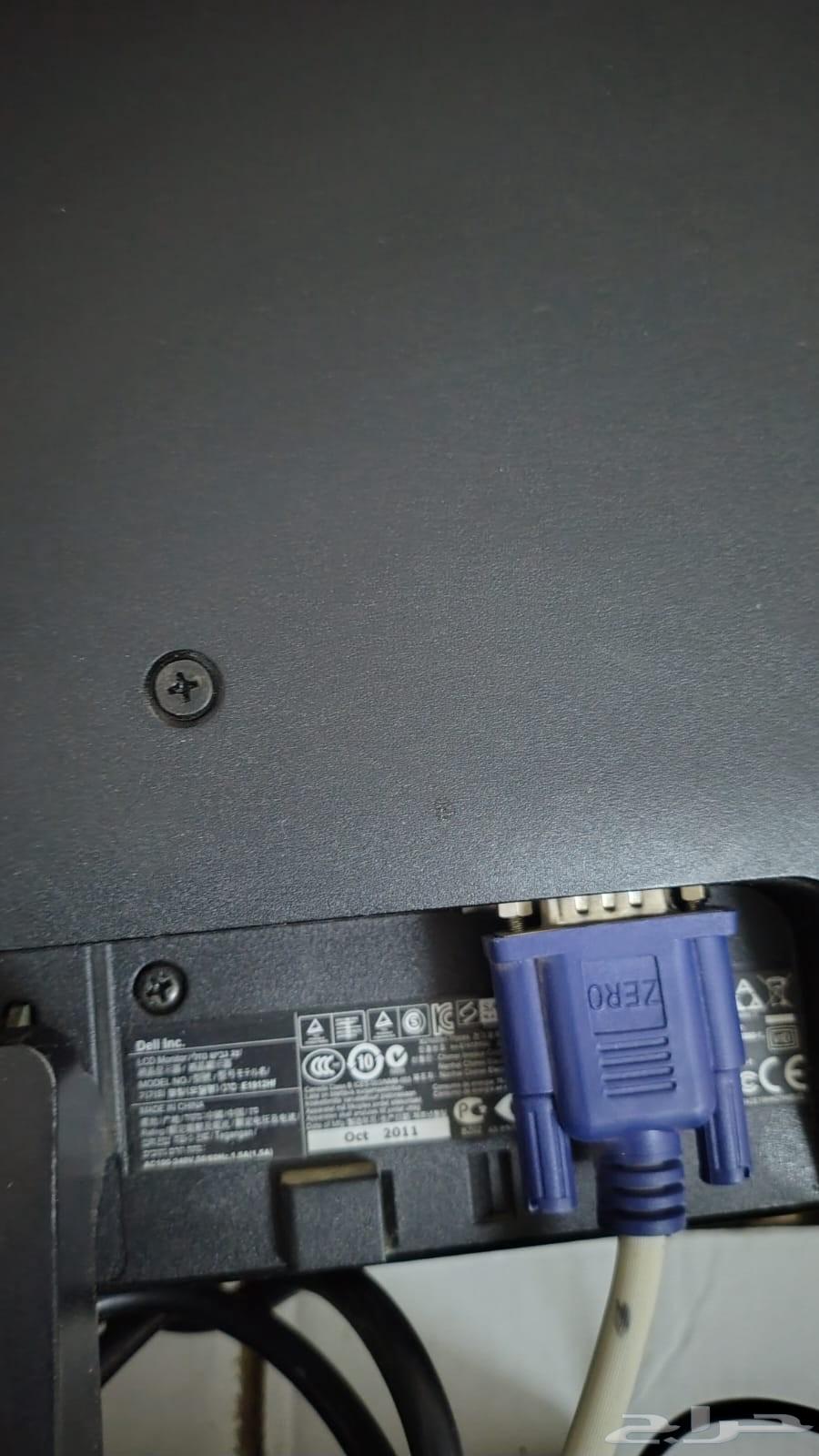 شاشه كمبيوتر بحالتها للبيع في حي الفيحاء64511085709442112