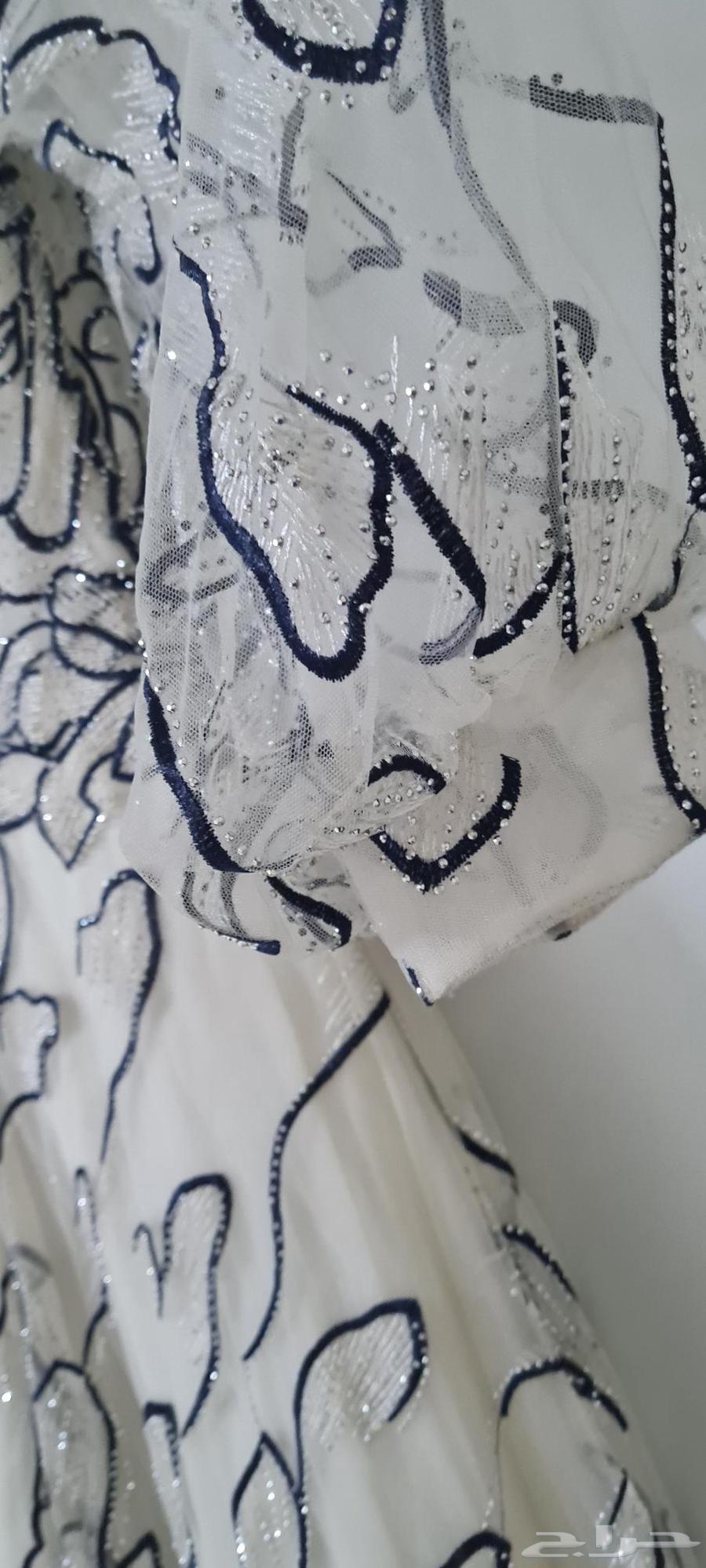 New evening dress worn only once, clean and in very good condition, size 1864517860996865110