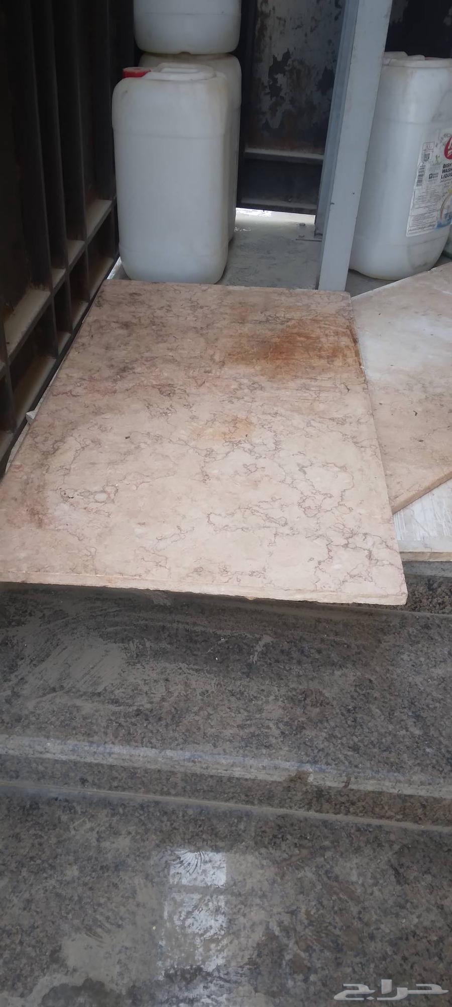 3 قطع رخام مطبخ البيع المستعجل وغرفة نوم نظيفه بدون دولاب64513852679042110