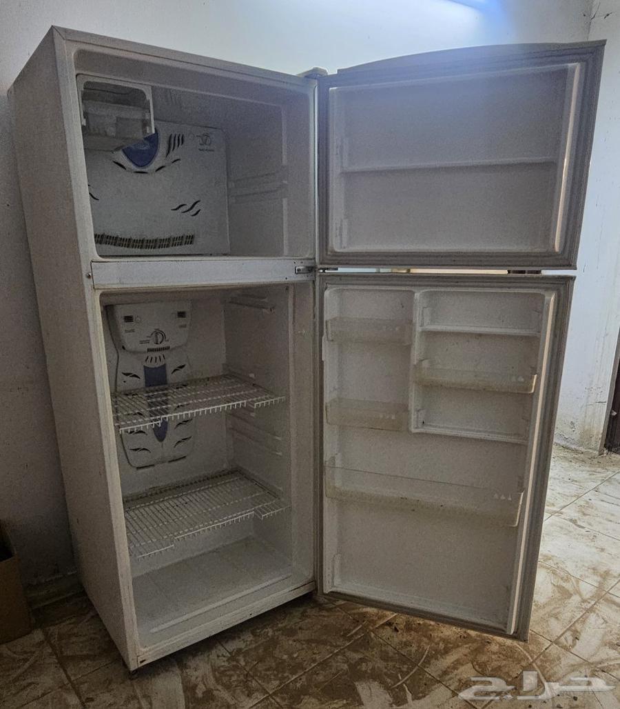 فرصه ثلاجه نظيفه للبيع64513590253186112