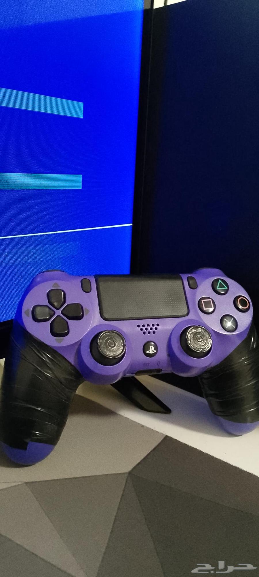 سوني 4 نظيف جدا مع ملحقاته وحساباته64515179073667112