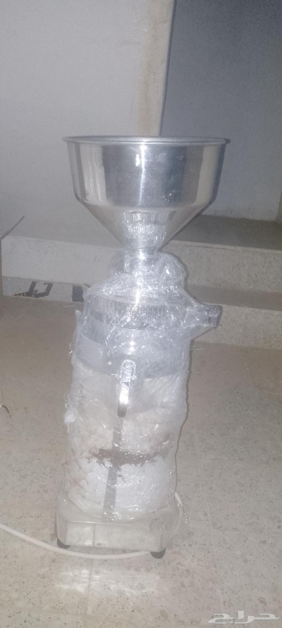 First-class coffee mill, 4 horsepower, three-phase, grinds one kilogram of coffee in 45 seconds64518690485890111