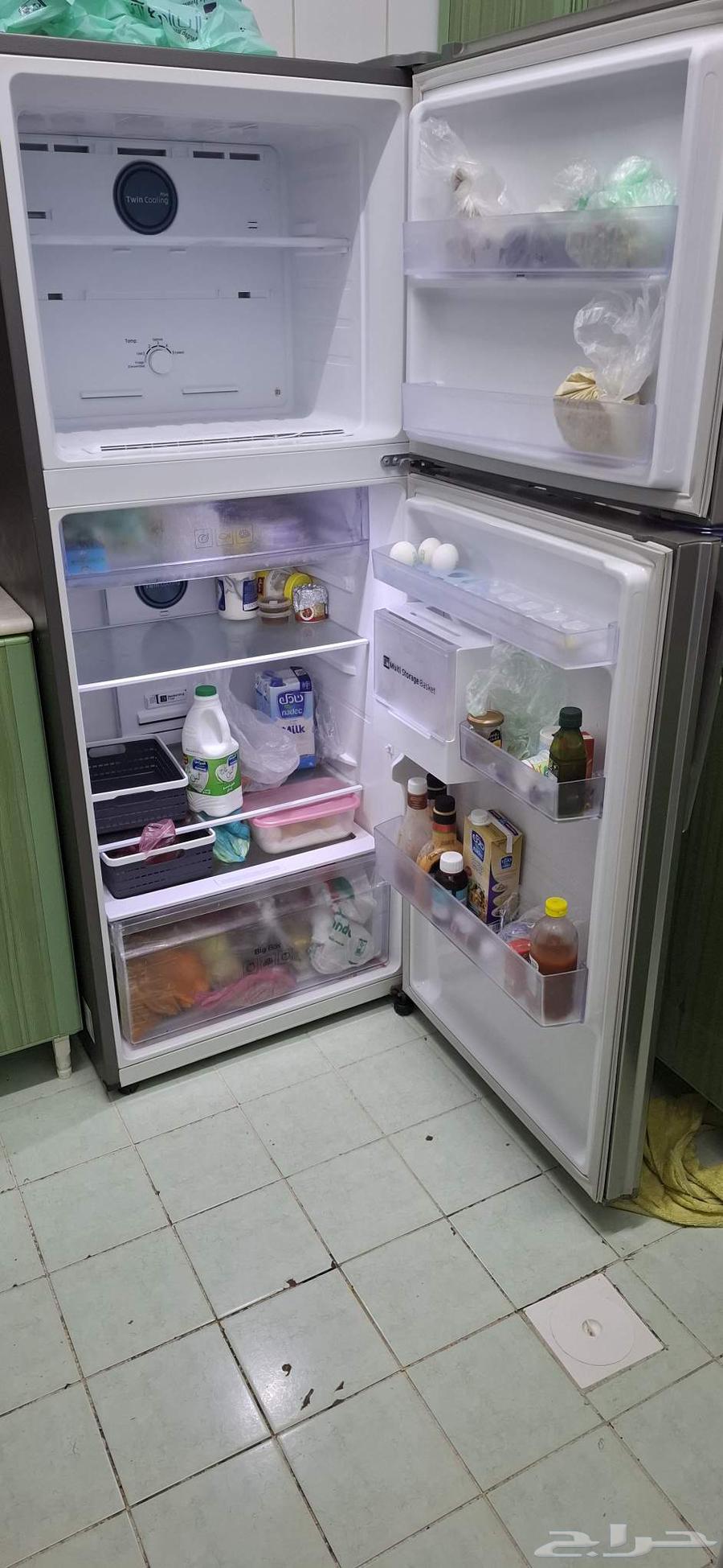 ثلاجه وغسالة وفرن للبيع ب 100 ريال64512385948801110