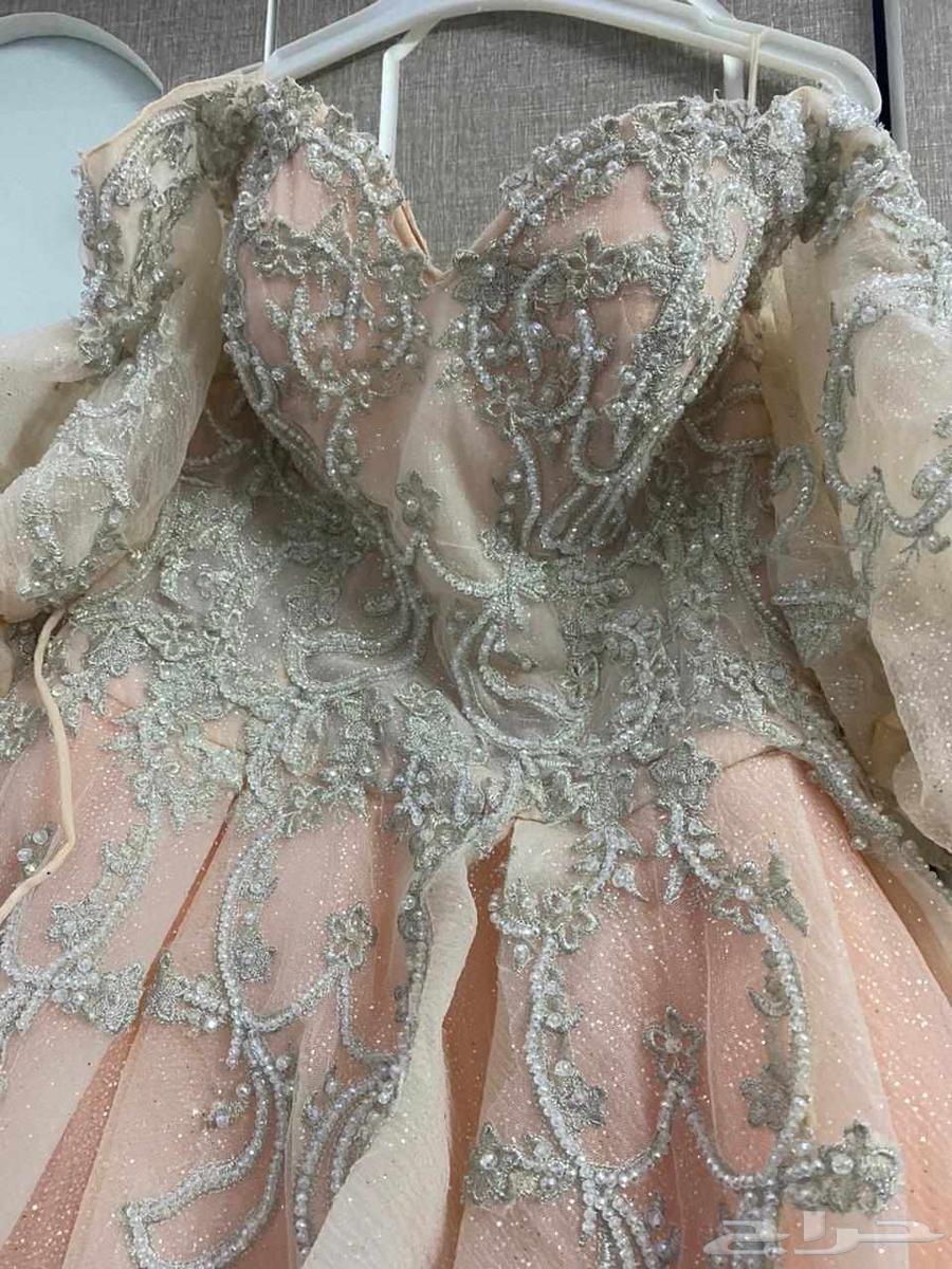 A new dress worn once suitable for a bride-to-be64516510824449110